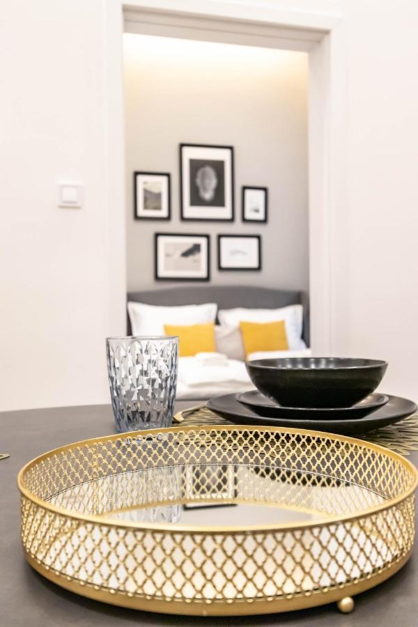 Assea Elegant Apartment With 2 Bedroom In Downtown Budapeşte Dış mekan fotoğraf